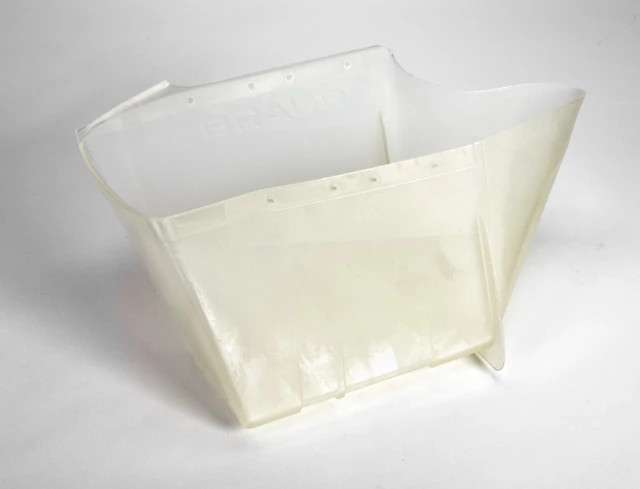 BUCKET | NEWHOLLANDAG | CA | EN