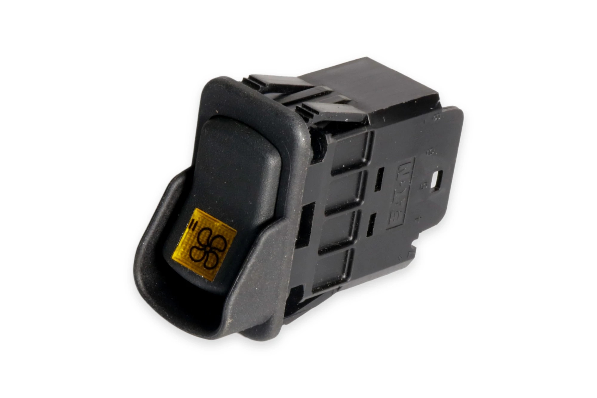 SWITCH | NEWHOLLANDCE | CA | EN