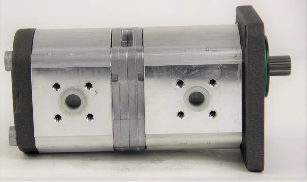 POMPE HYDRAU RENOVEE | NEWHOLLANDAG | CA | FR