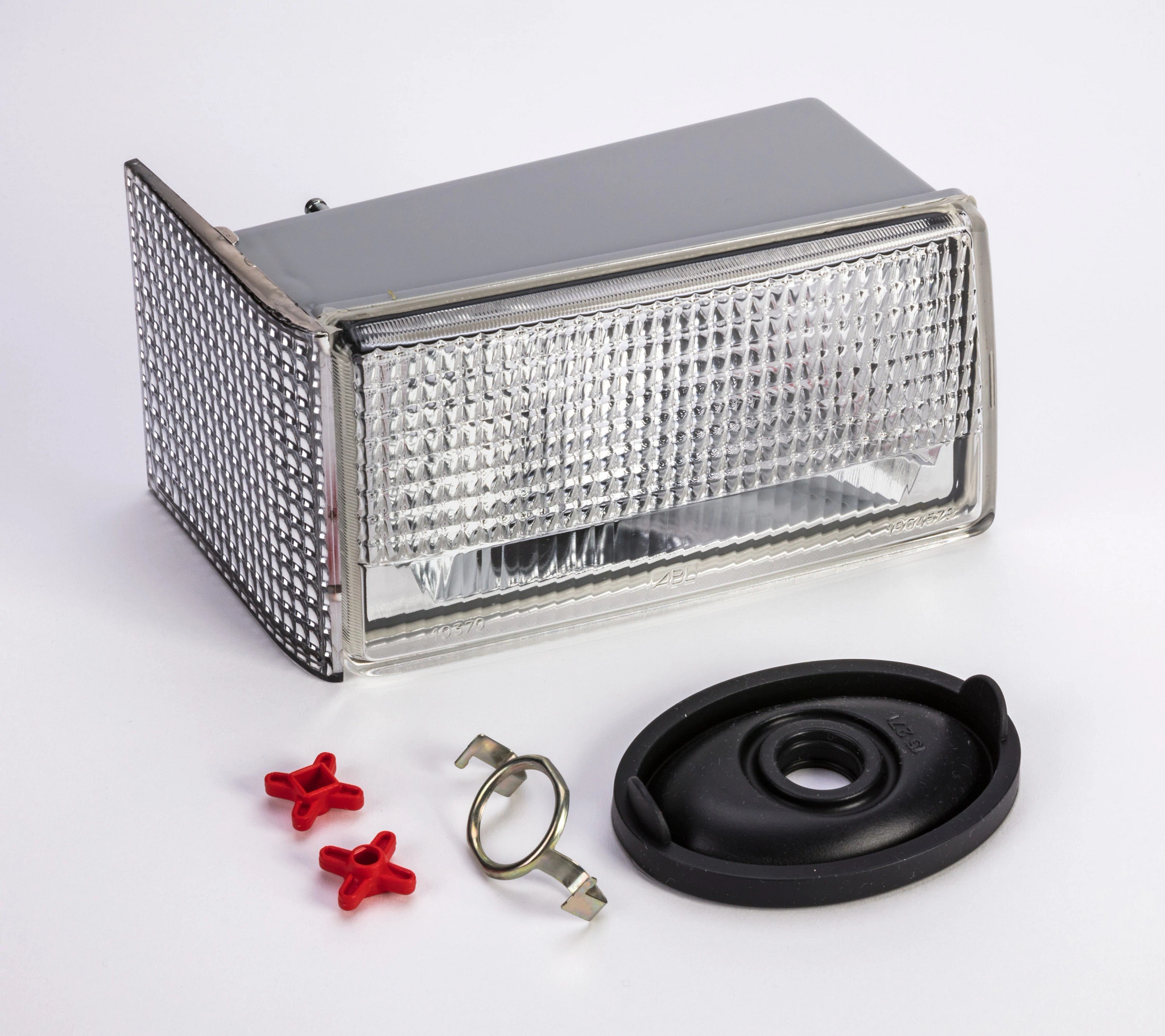 COURTESY LIGHT | NEWHOLLANDCE | US | EN