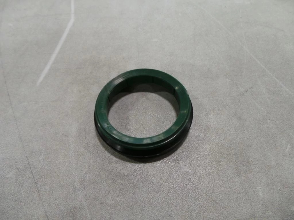 SEAL | NEWHOLLANDCE | CA | EN