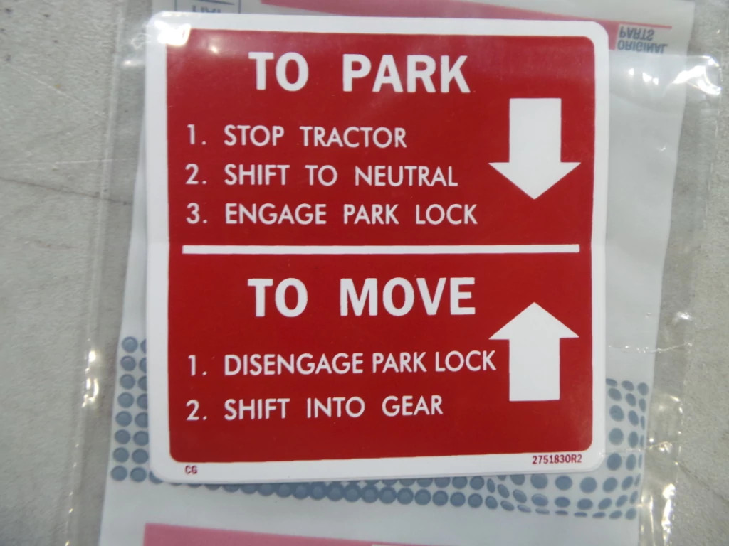 AUTOCOLLANT | NEWHOLLANDCE | EU | ES