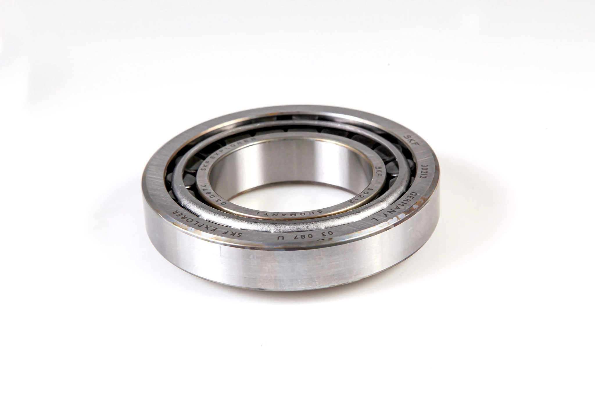 Rolamento de rolos cónicos - 60 mm DI x 110 mm DE x 23 mm L