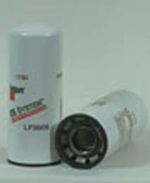 Fleetguard Oil Filter | CASEIH | CA | EN