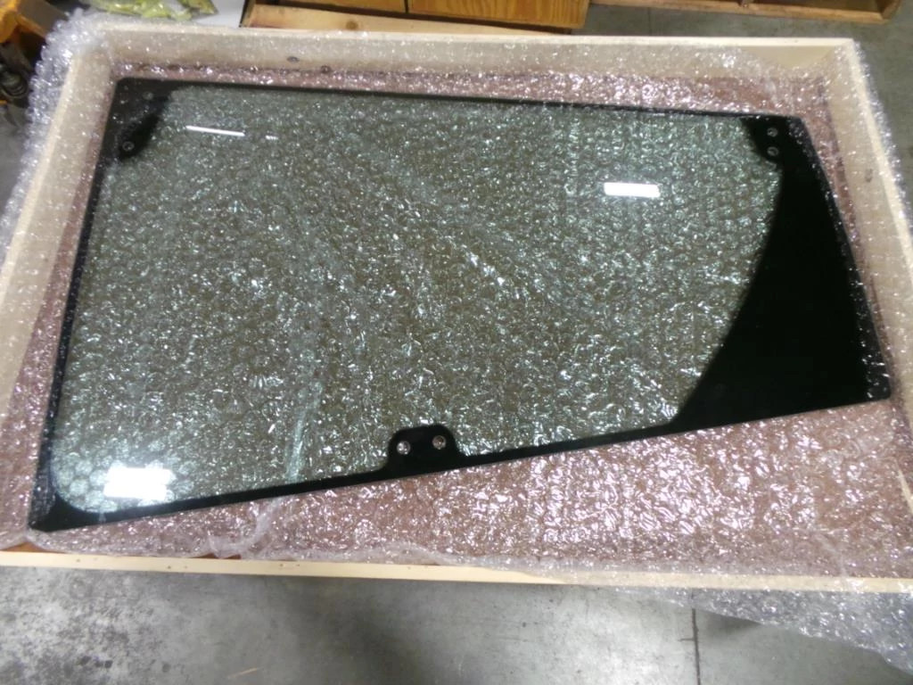 Cab Door Glass - Right-Hand | NEWHOLLANDAG | US | EN