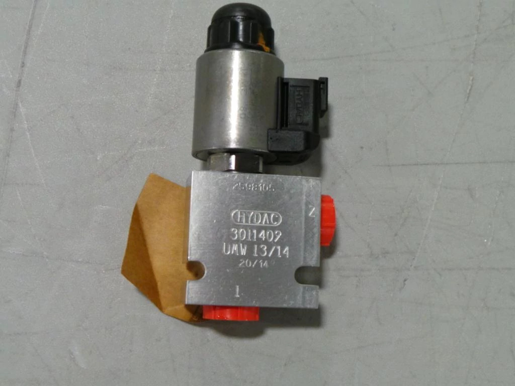 MANIFOLD | NEWHOLLANDCE | CA | EN