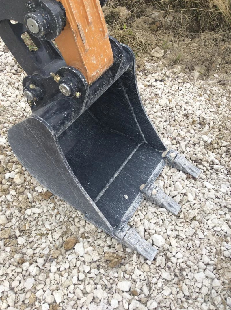 Standard Bucket - Direct Fit - 3 SmartFit™ Teeth - 300 mm W - 37 L | CASEIH | US | EN