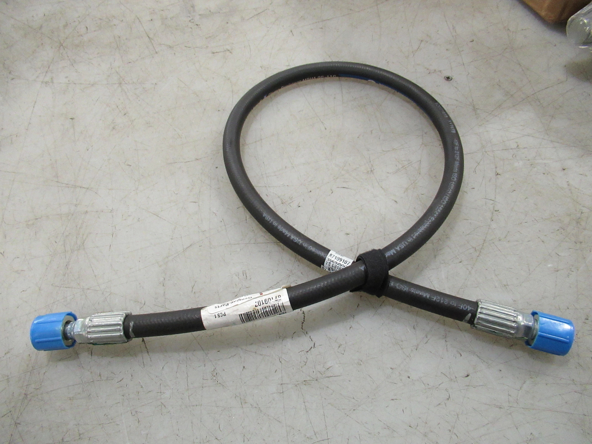 HOSE | NEWHOLLANDAG | CA | EN