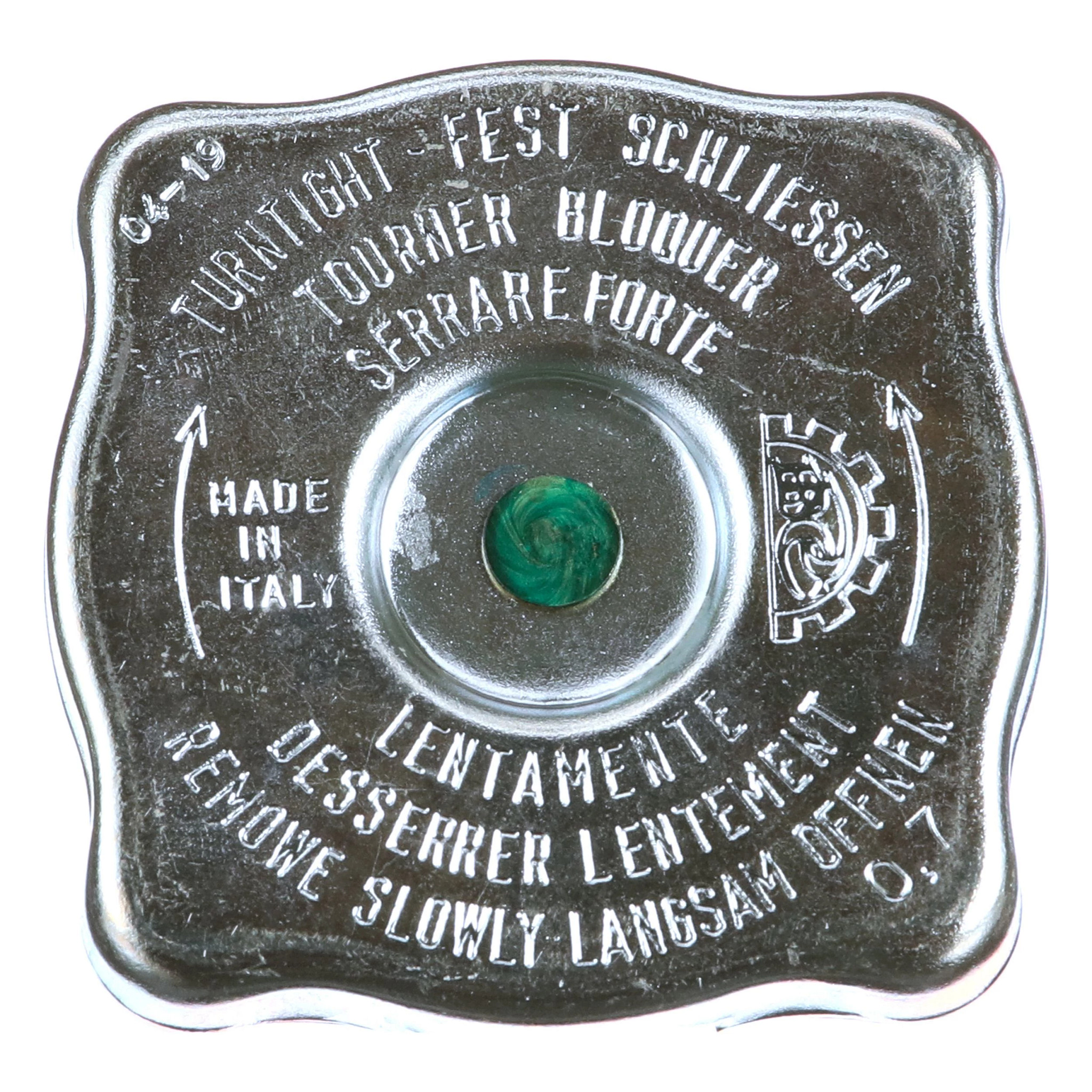 PLUG | NEWHOLLANDAG | CA | EN