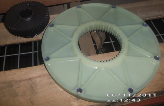 COUPLING | NEWHOLLANDCE | CA | EN