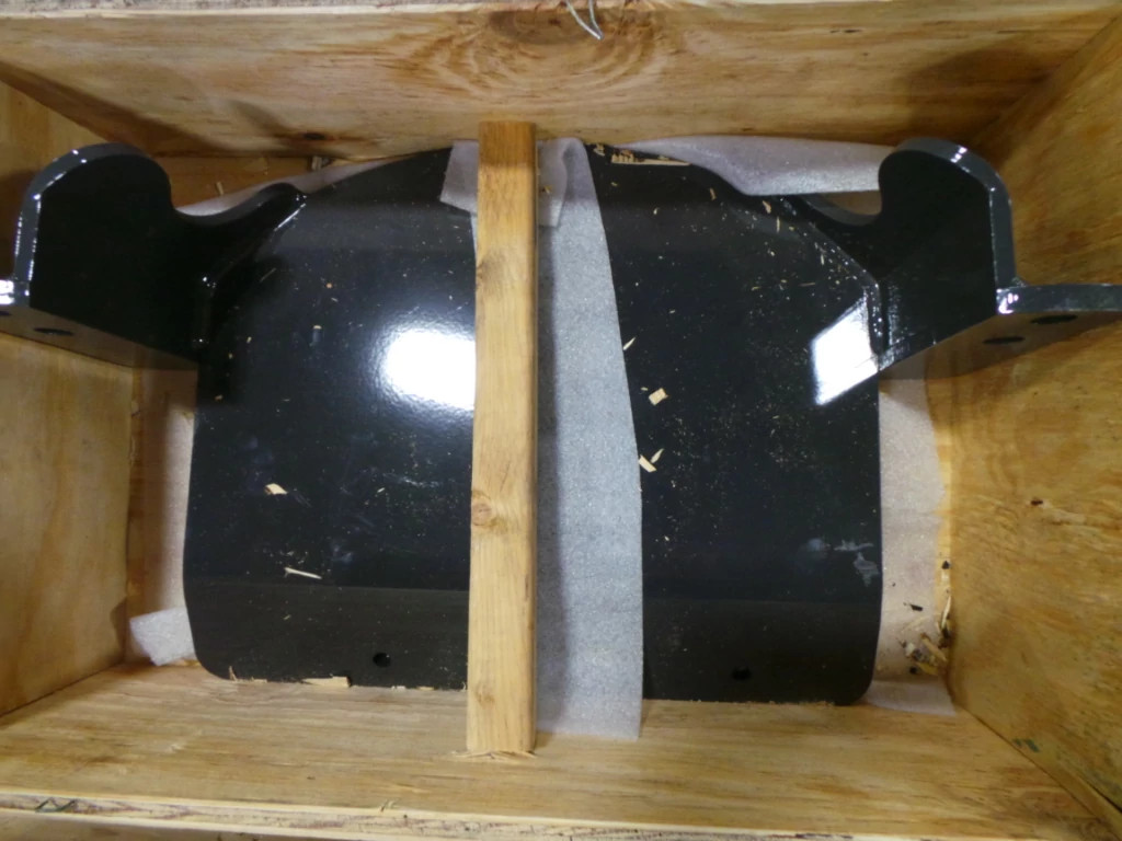 HANGER | CASECE | CA | EN