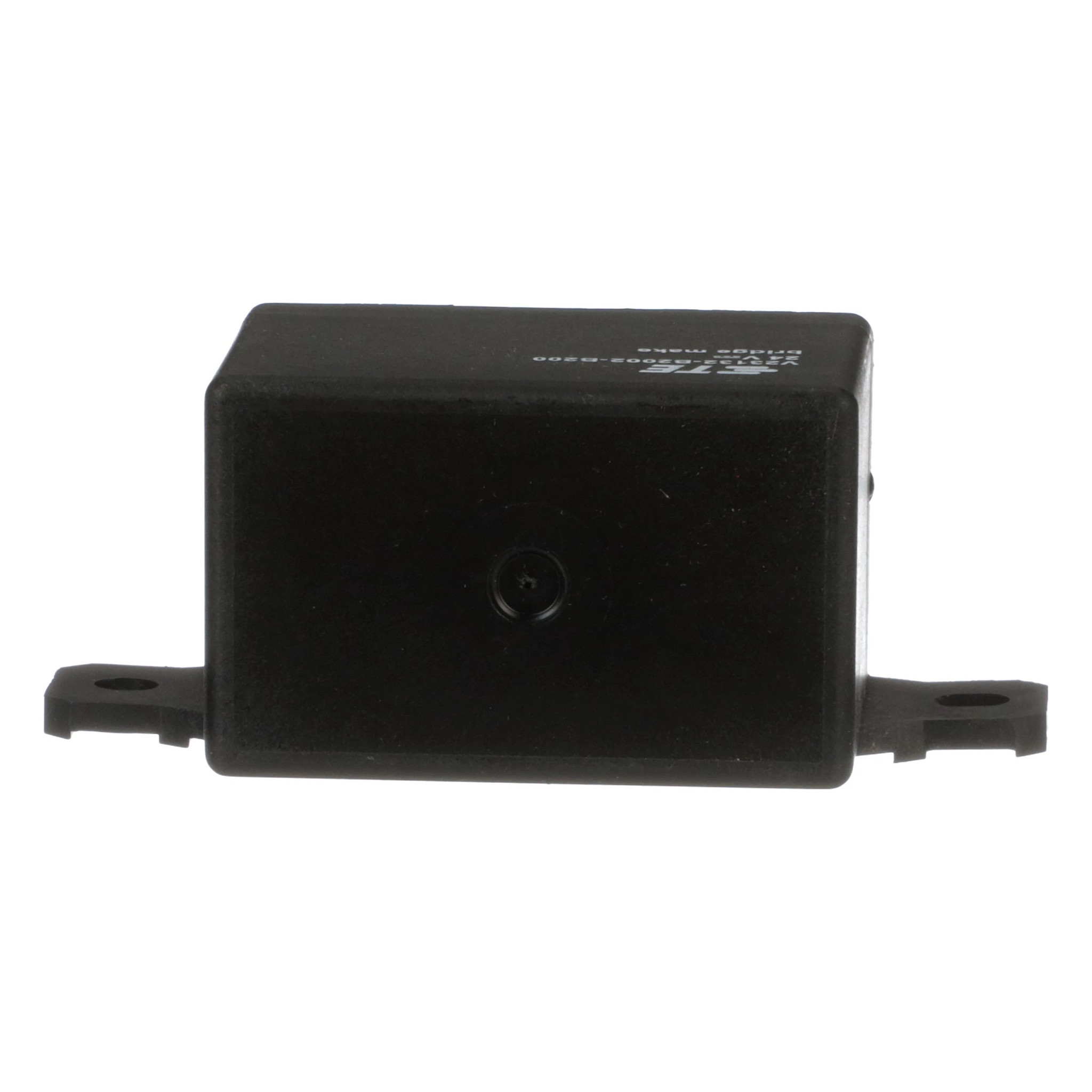 RELAY | NEWHOLLANDAG | US | EN