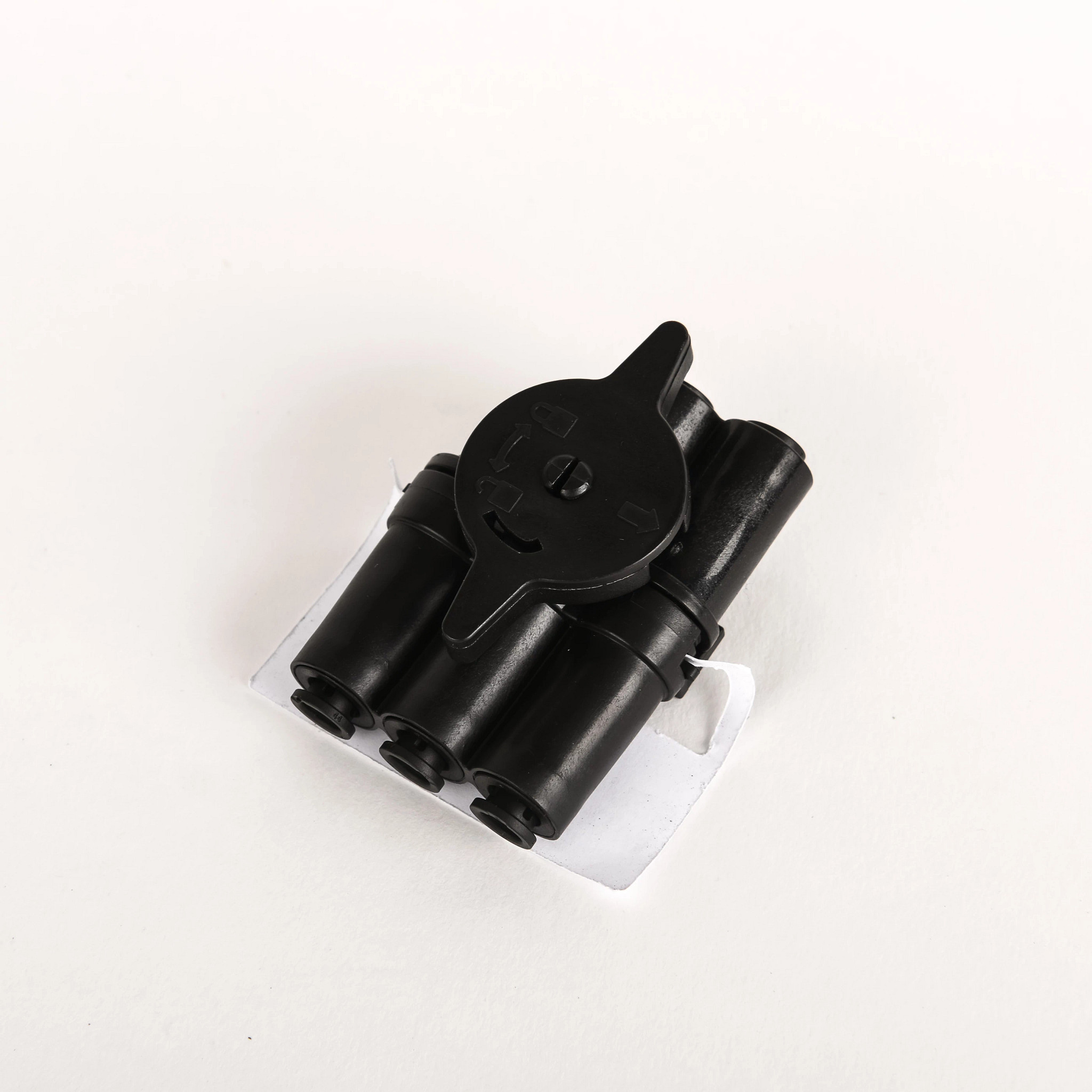 ADAPTATEUR | NEWHOLLANDCE | CA | EN