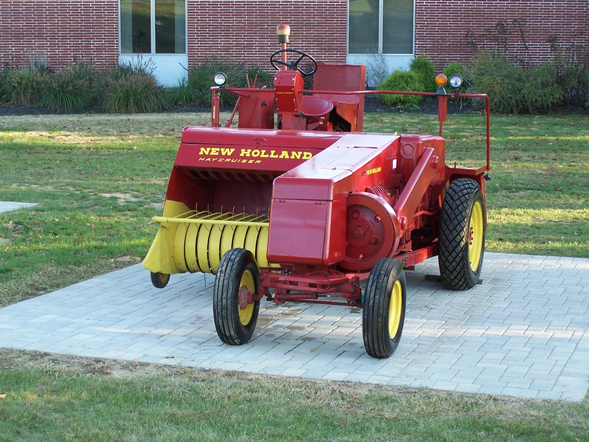 NH SELF PROPELLED SQUARE BALER | NEWHOLLANDAG | GB | EN