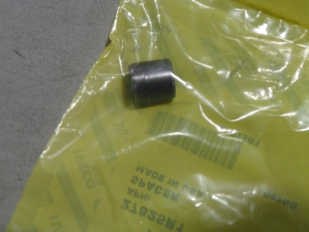 DISTANZIALE | NEWHOLLANDAG | EU | IT