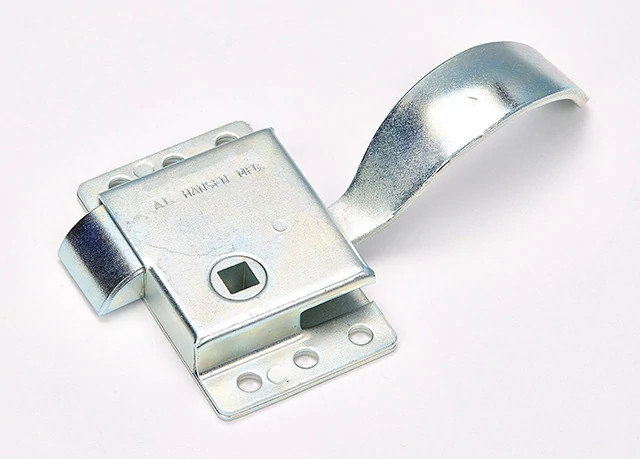 CHIUSURA A SCATTO | NEWHOLLANDAG | IT | IT