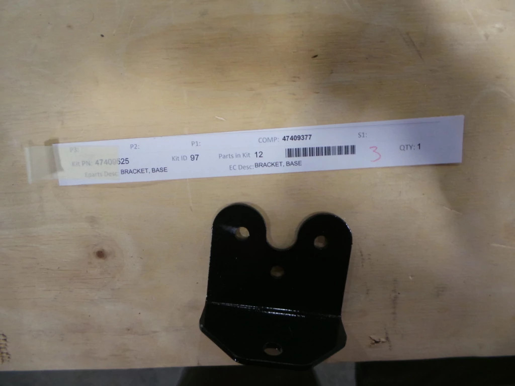 Bracket | CASEIH | US | EN