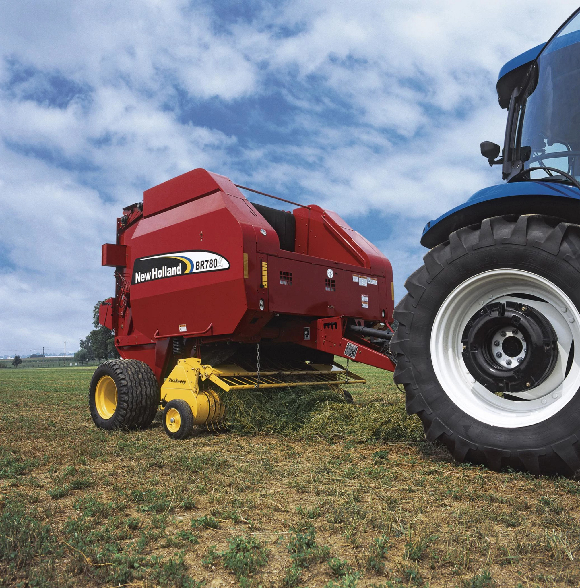 ENFARDADEIRA-APANHADORA NH | NEWHOLLANDAG | BR | PT