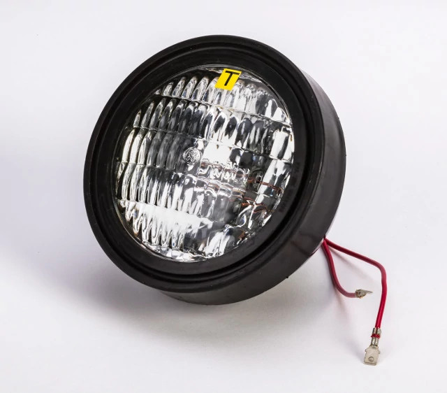 Headlight | NEWHOLLANDCE | US | EN