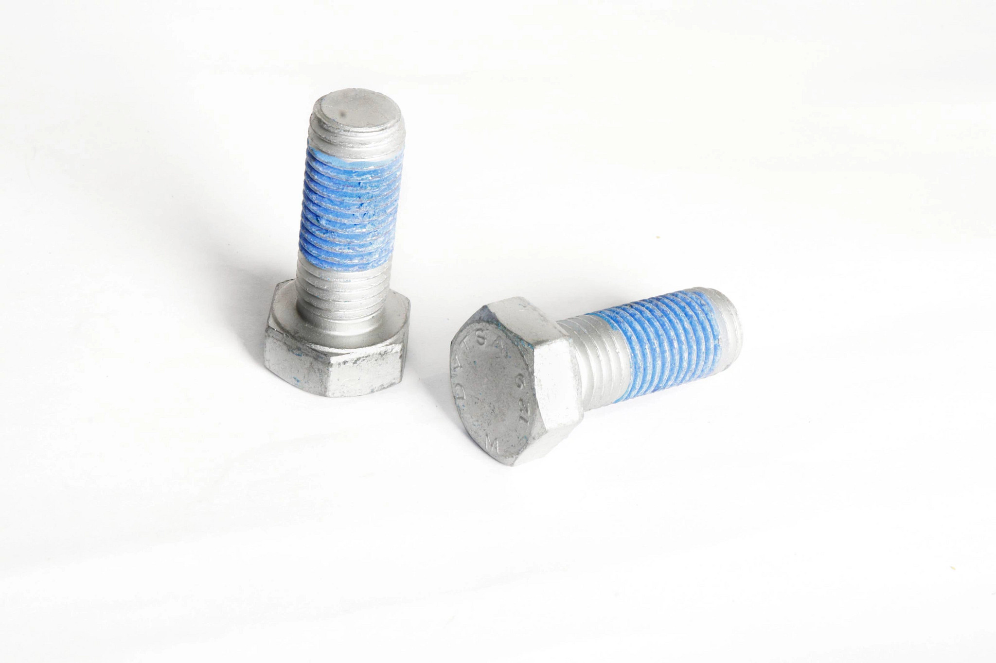 BOLT | NEWHOLLANDCE | CA | EN