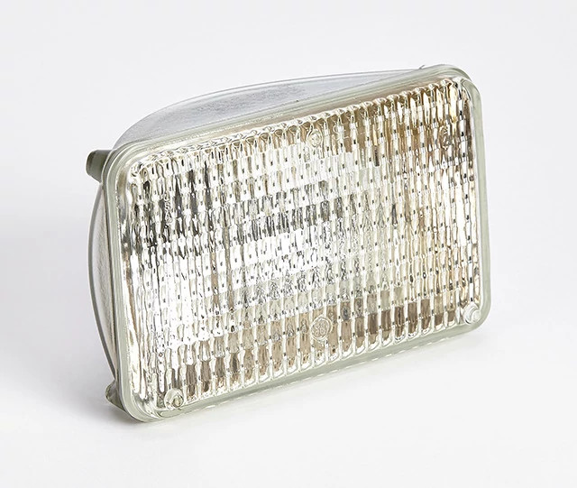 Headlight | CASEIH | US | EN