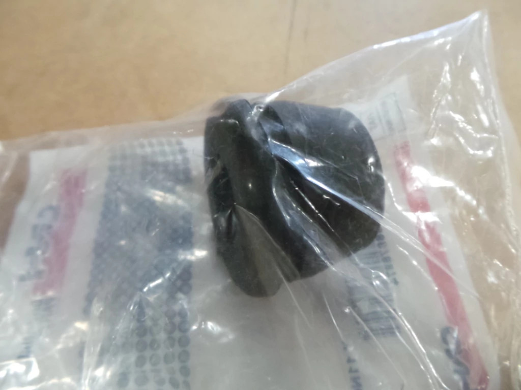 GROMMET | CASEIH | US | EN