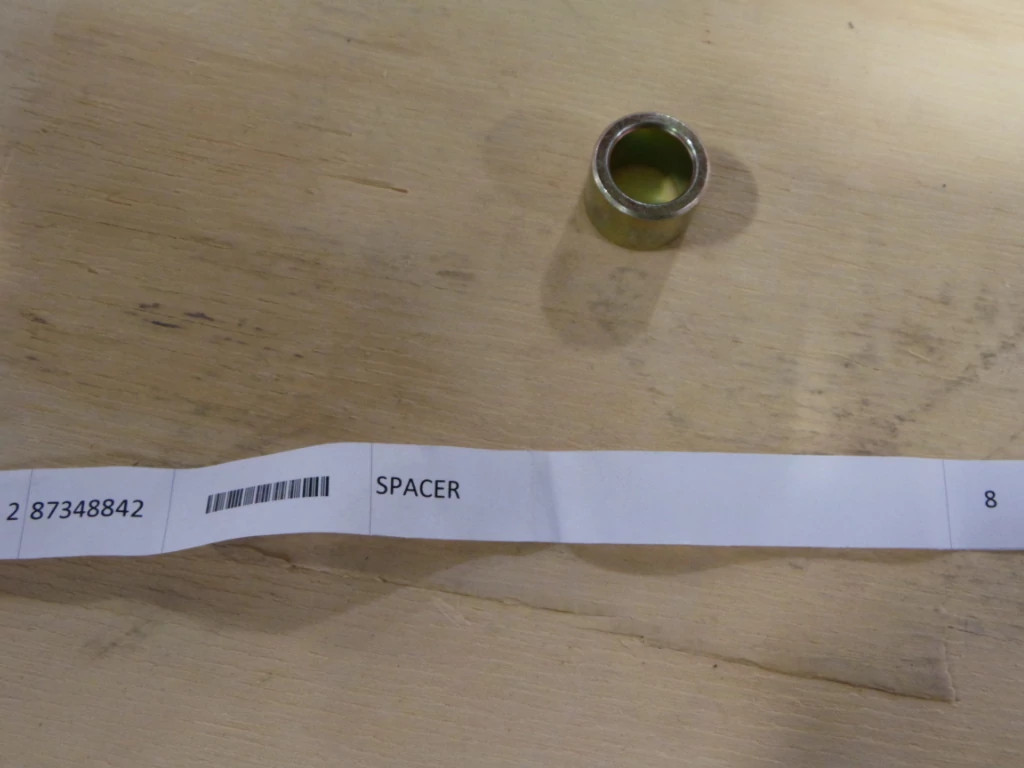 SPACER | CASEIH | CA | EN