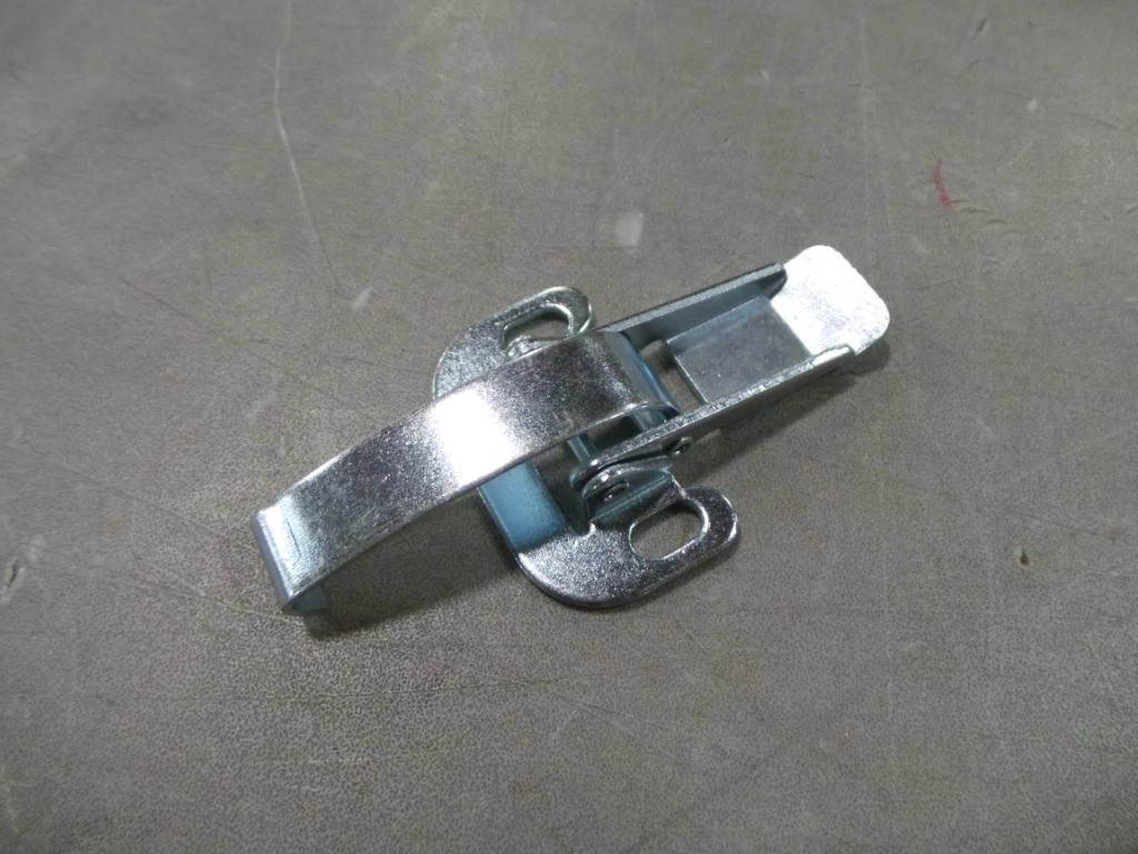 LATCH | NEWHOLLANDAG | US | EN