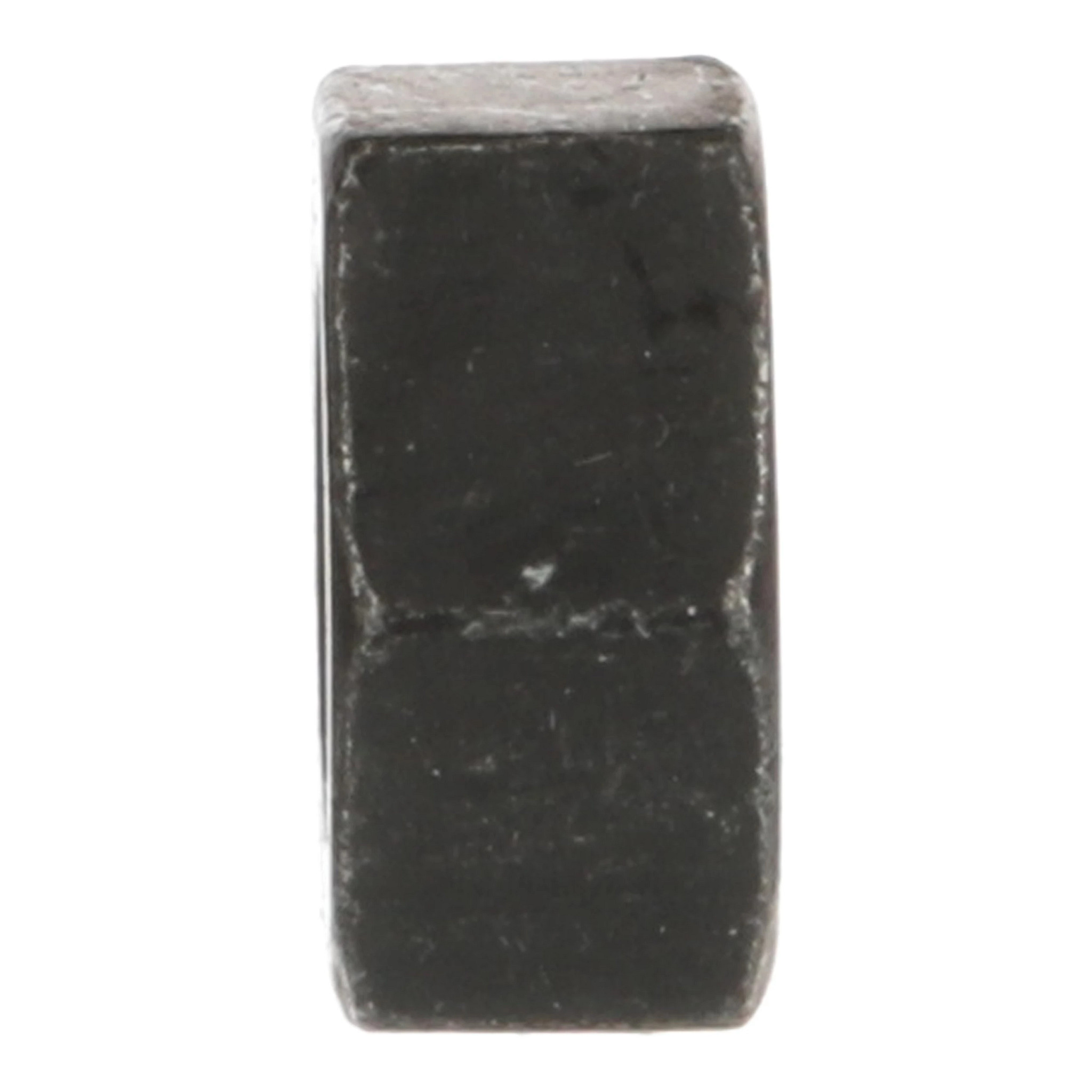 NUT | NEWHOLLANDCE | US | EN