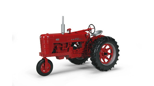 1:16 Farmall® 400 Gas Tractor - Single Front | CASEIH | US | EN