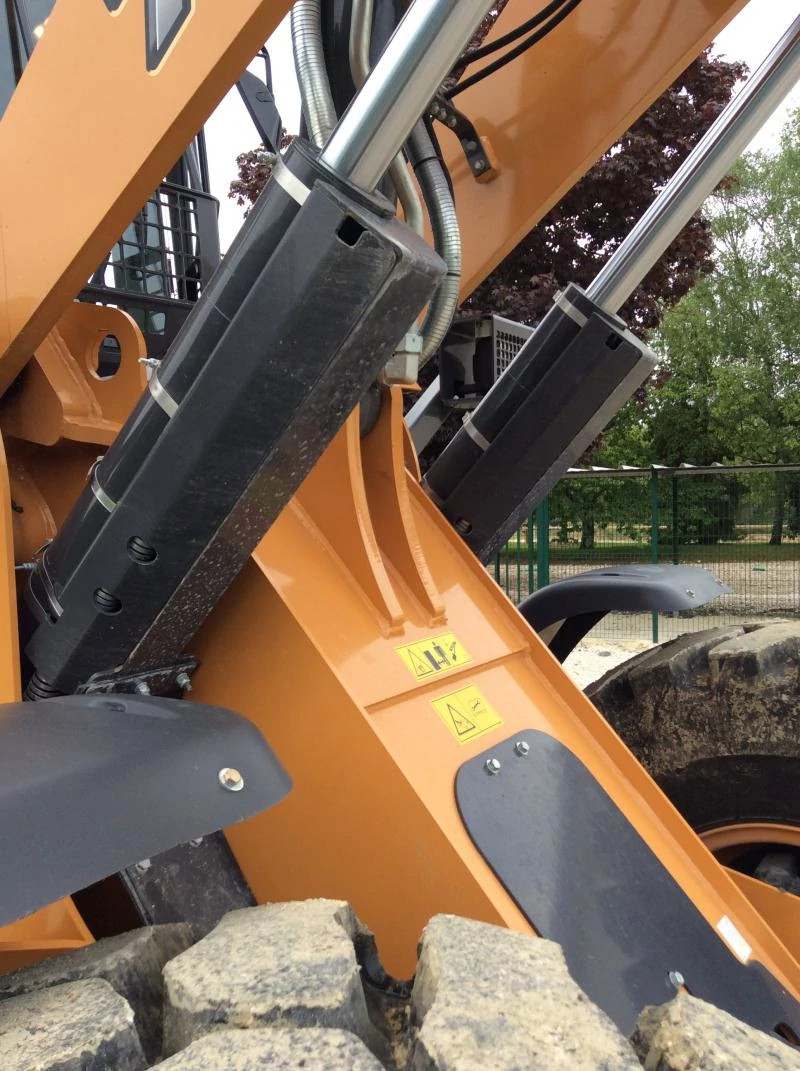 SATZ | CASEIH | EU | FR