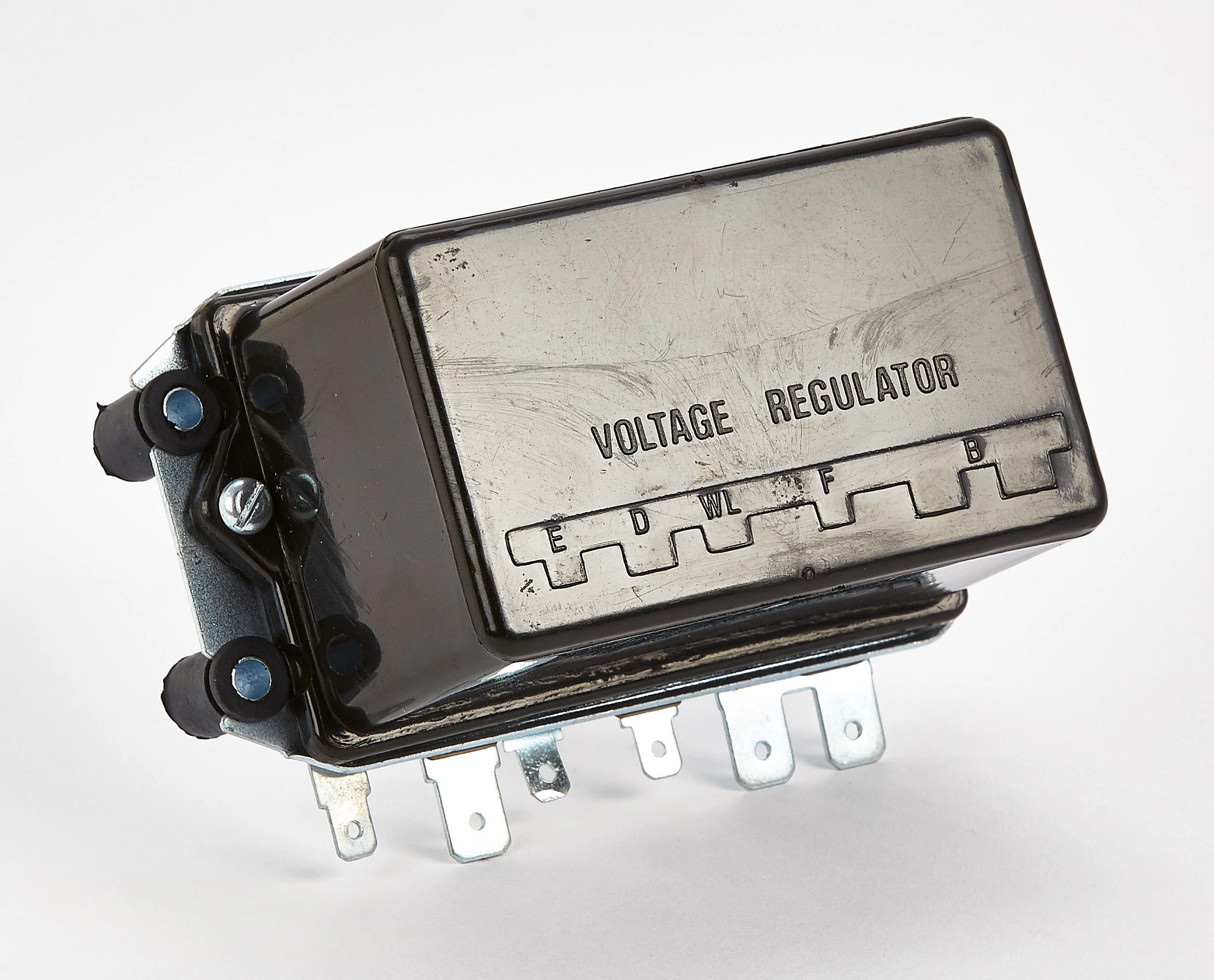Voltage Regulator | NEWHOLLANDCE | US | EN