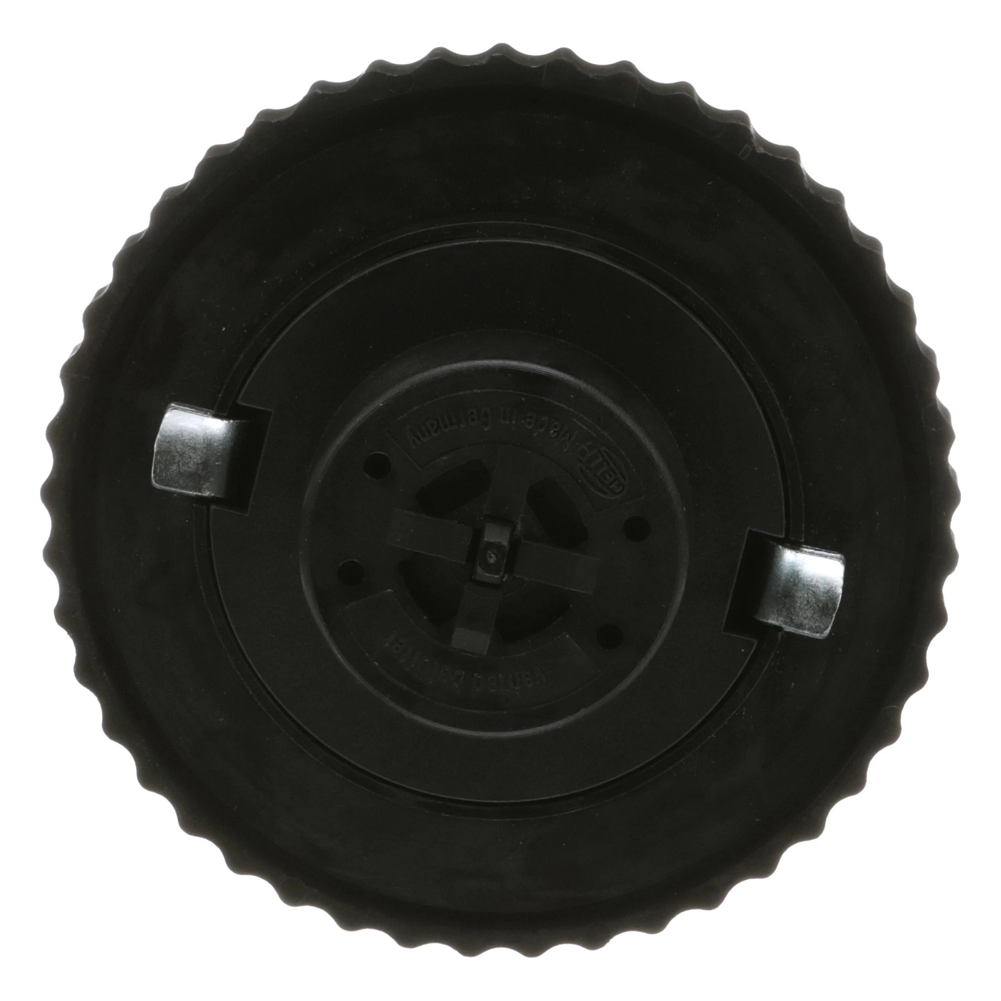 LOCKABLE FUEL CAP | CASEIH | IE | EN