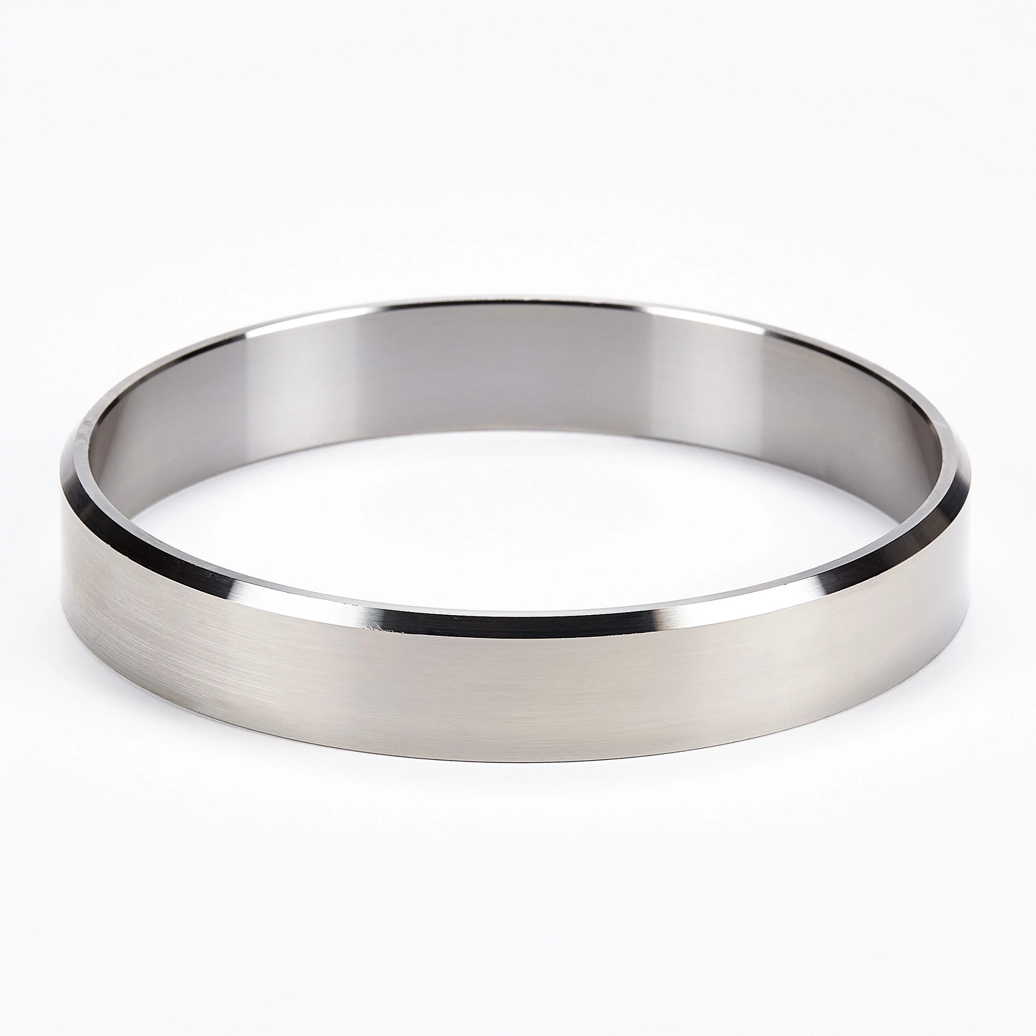 Sleeve - 132.67mm ID x 142.8mm OD x 23mm L | NEWHOLLANDAG | CA | EN