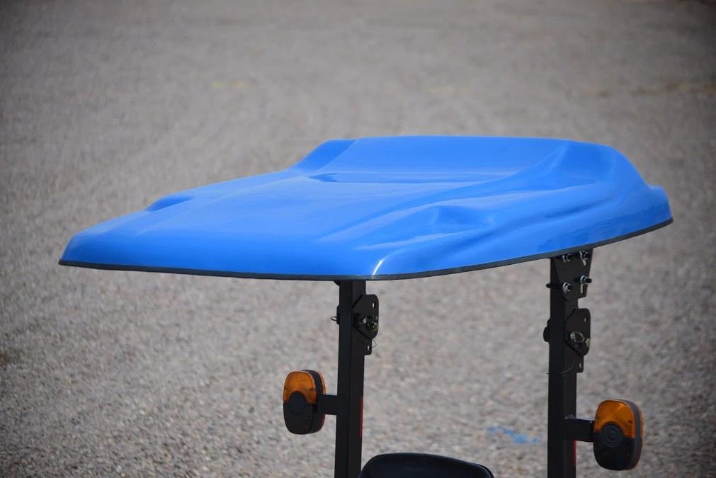 B3 Series Fiberglass Sunshade - Blue | NEWHOLLANDCE | US | EN
