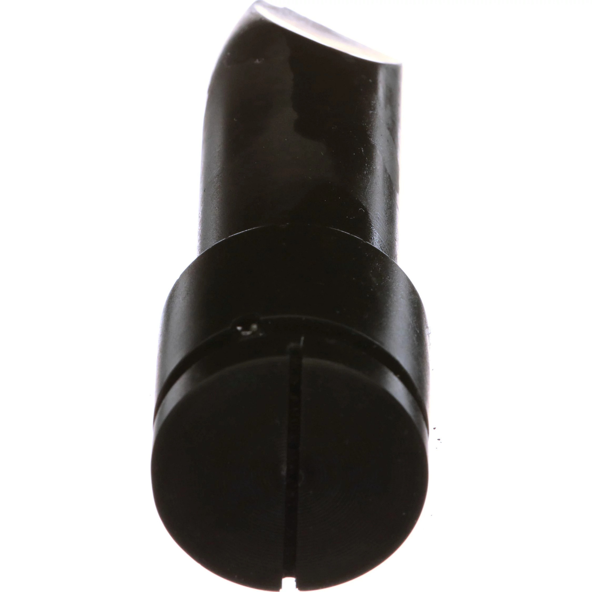 PLUG | NEWHOLLANDCE | CA | EN