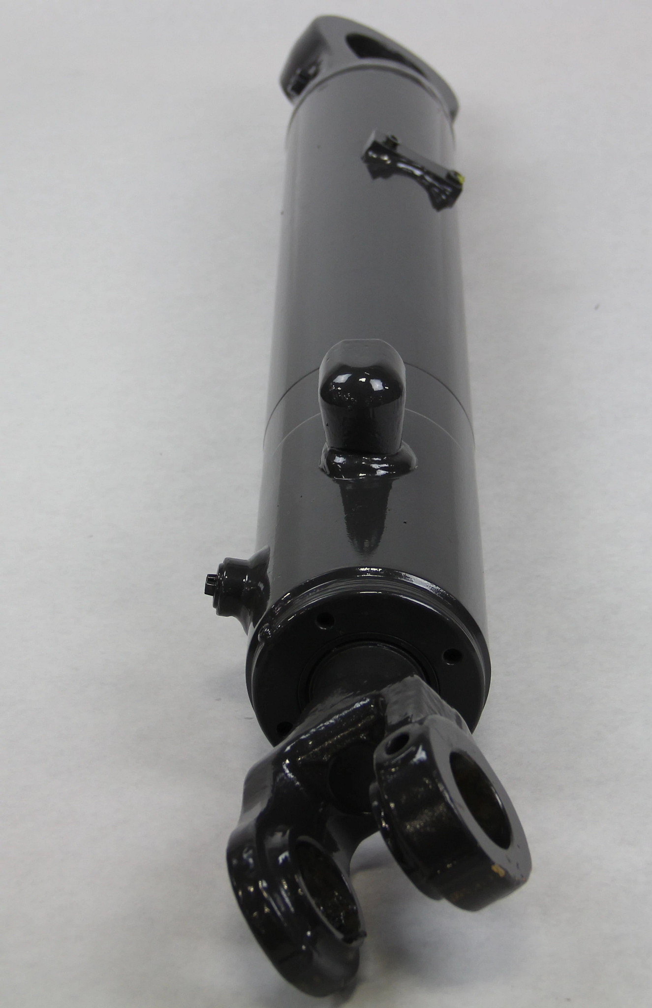 REMAN-HYD CYLINDER | NEWHOLLANDCE | CA | FR