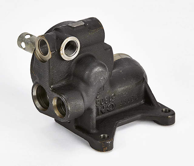 Oil Filter Bracket | CASEIH | US | EN