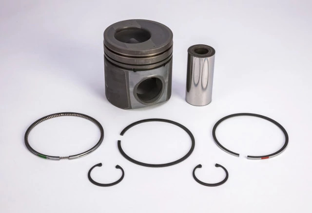 PISTON & RINGS KIT | NEWHOLLANDCE | SA | EN