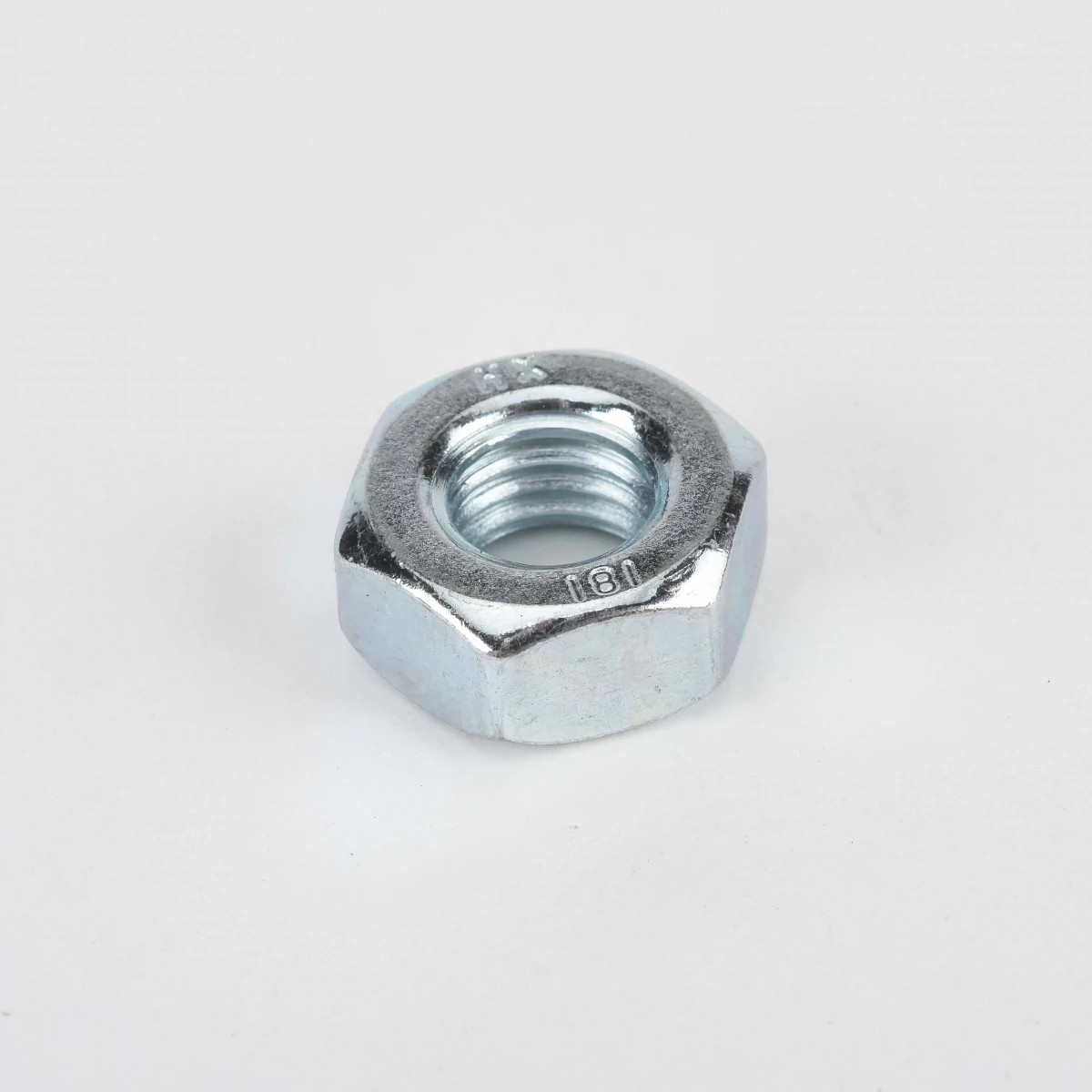 Nut | NEWHOLLANDAG | CA | EN