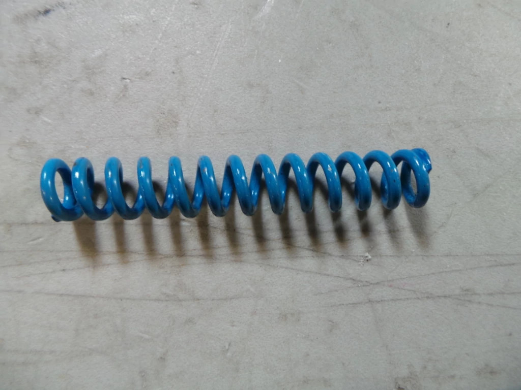 弹簧 | CASECE | AMEA | ZH