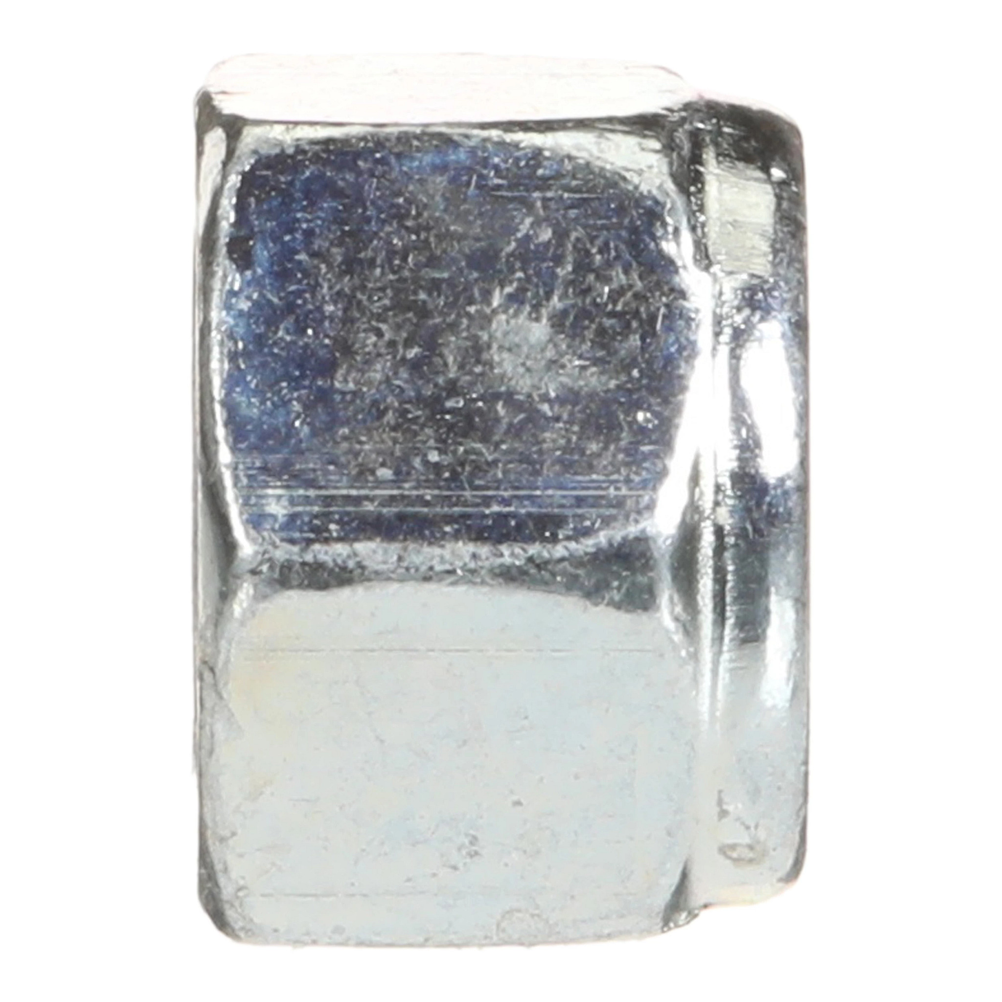 NUT | NEWHOLLANDAG | US | EN