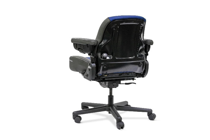 CHAIR | NEWHOLLANDAG | US | EN