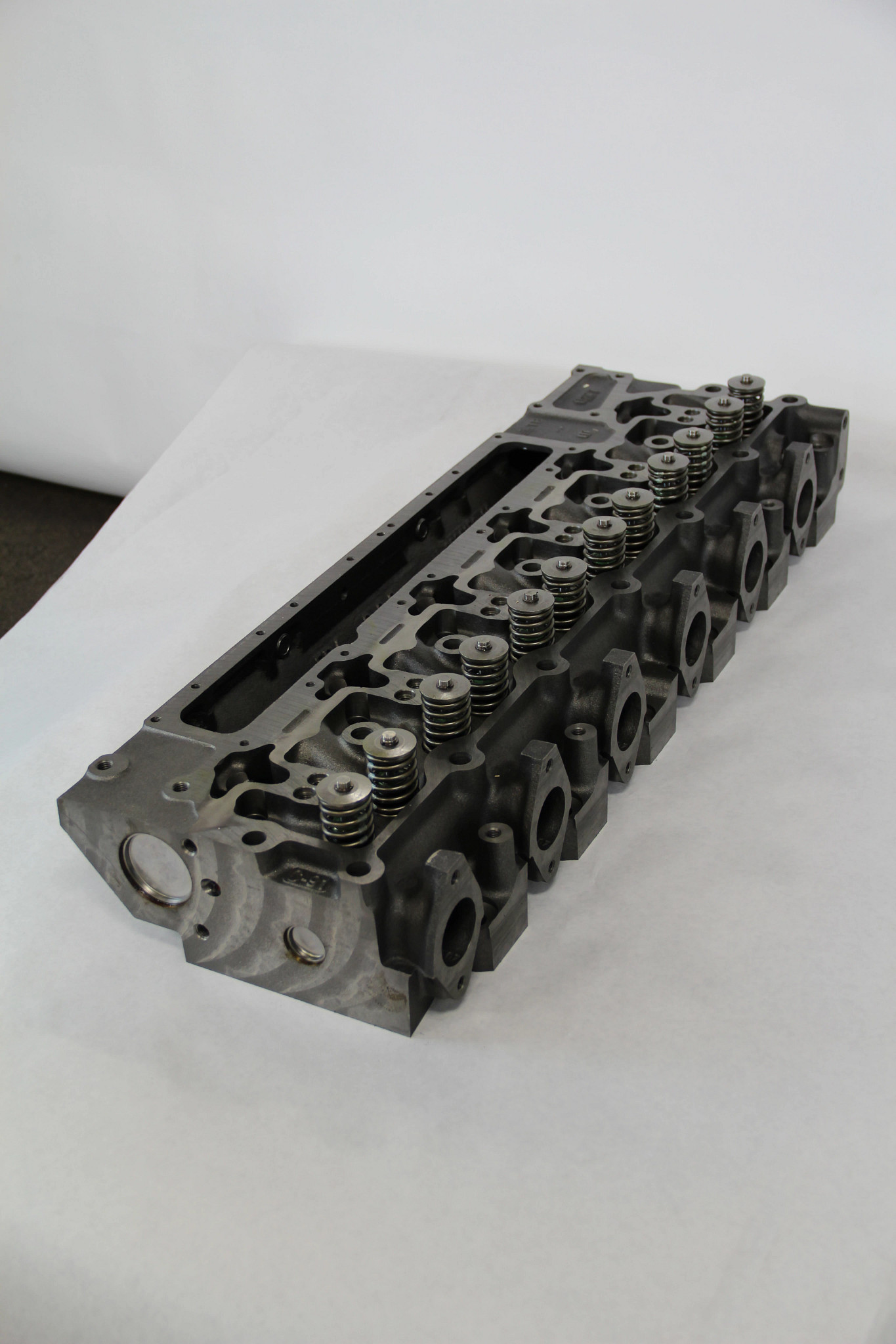REMAN-CYLINDER HEAD | NEWHOLLANDAG | US | EN