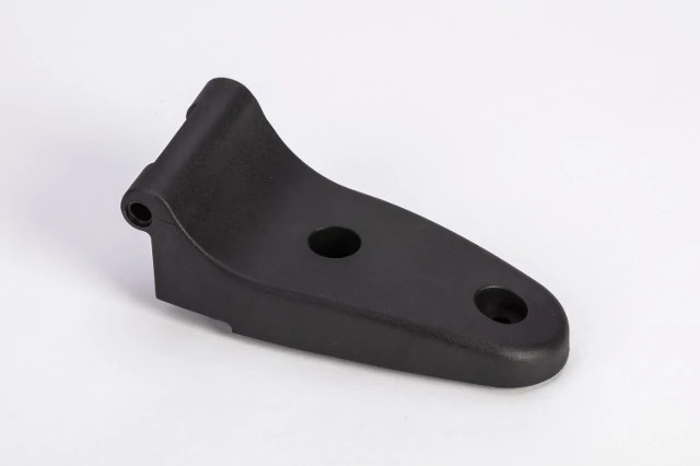 HINGE | CASECE | EU | EN