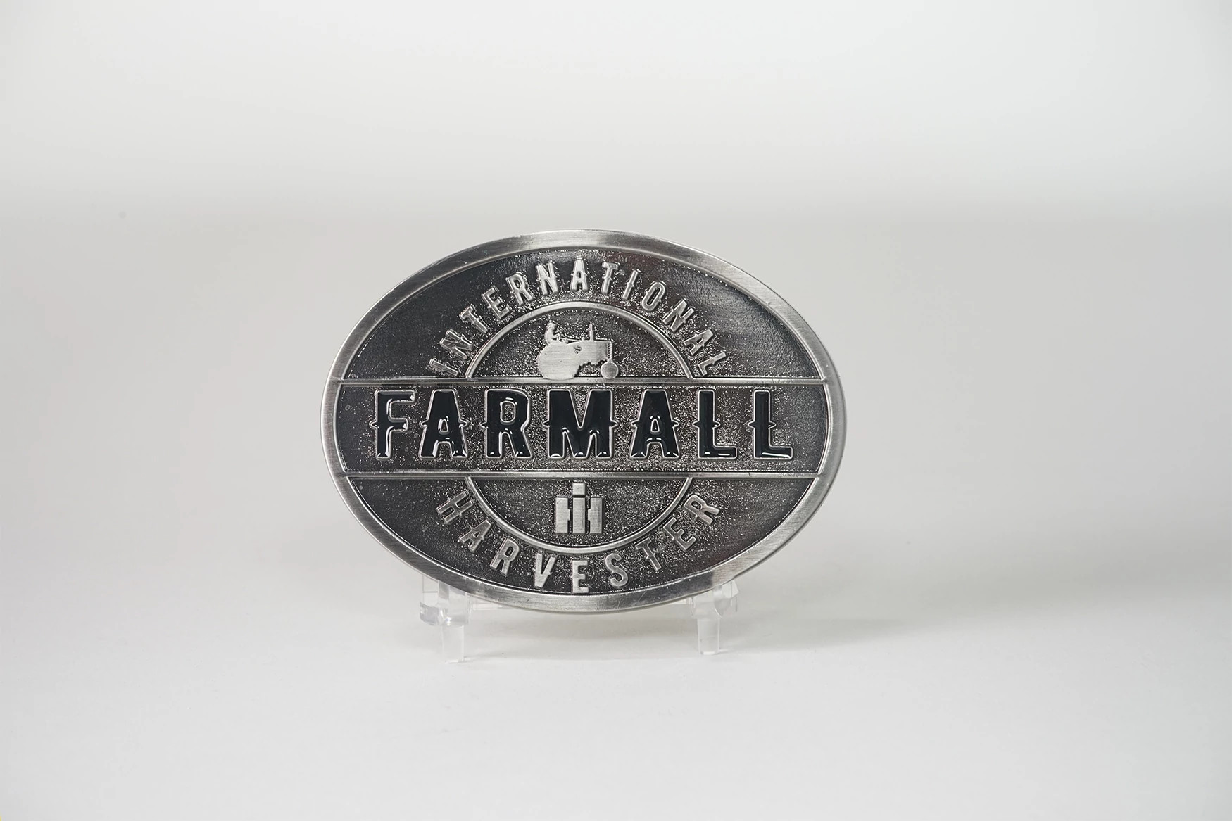 IH Farmall® Legacy Belt Buckle | CASECE | CA | EN