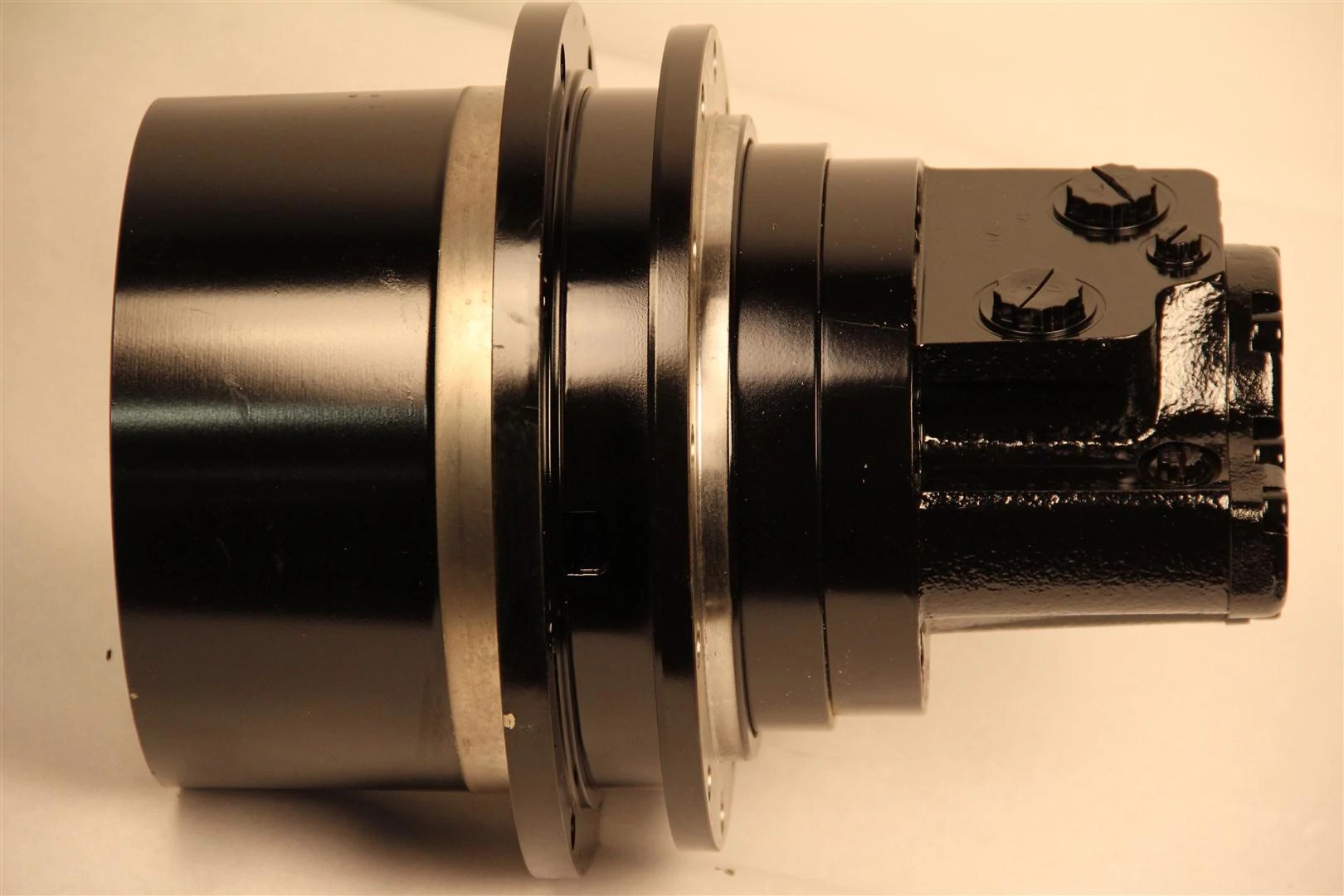 REMAN-HYD MOTOR | NEWHOLLANDAG | CA | EN