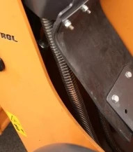 Metal Wrapped Hoses - Tilting and Lifting