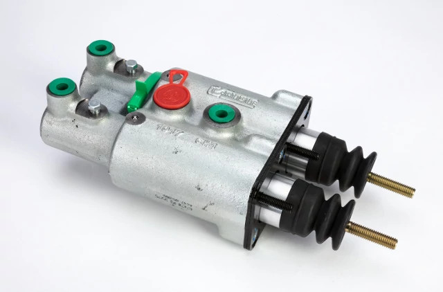 MASTER CYLINDER | NEWHOLLANDAG | CA | EN